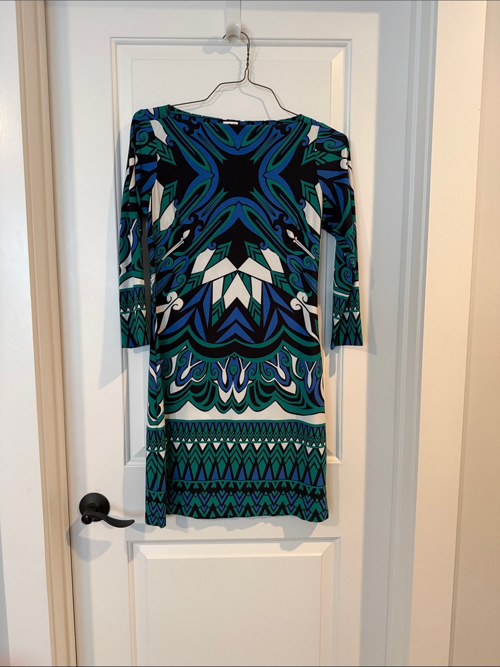 A Pea in the Pod Blue & Green Geometric Long-Sleeve Dress